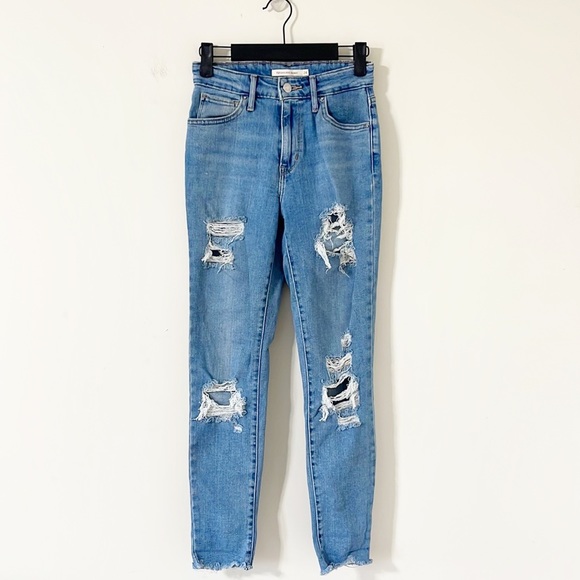 Levi's Denim - Levi's 721 High Rise Skinny Distressed Denim Jeans Size 24